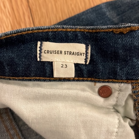 Madewell high rise straightleg nwot. Fit like a size 25 - Picture 3 of 3